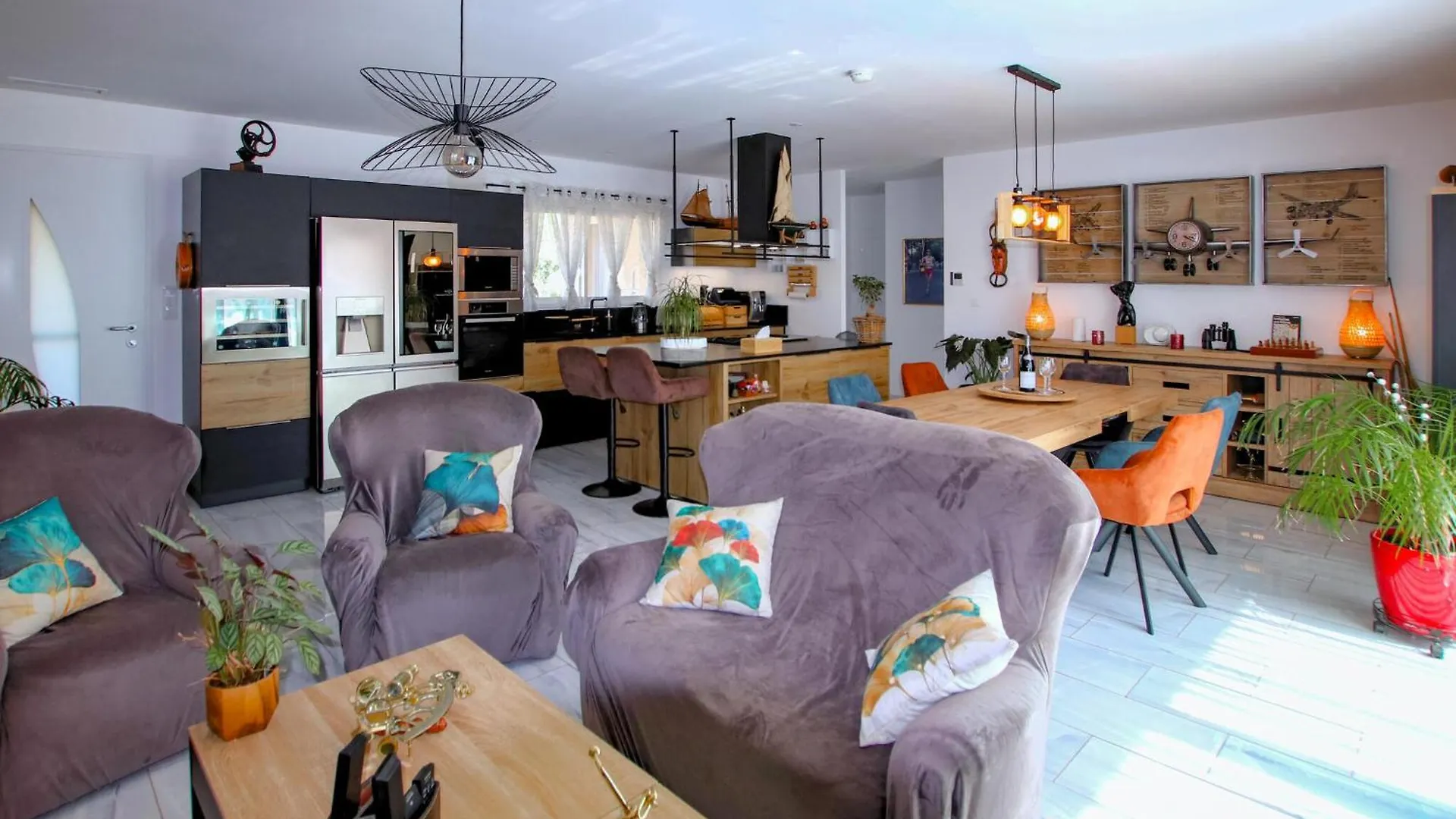 Gorgeous Home In Vagnas 別荘